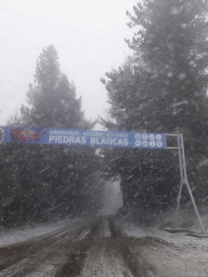 Casa Familiar Zarza Mora Lägenhet San Carlos de Bariloche Exteriör bild
