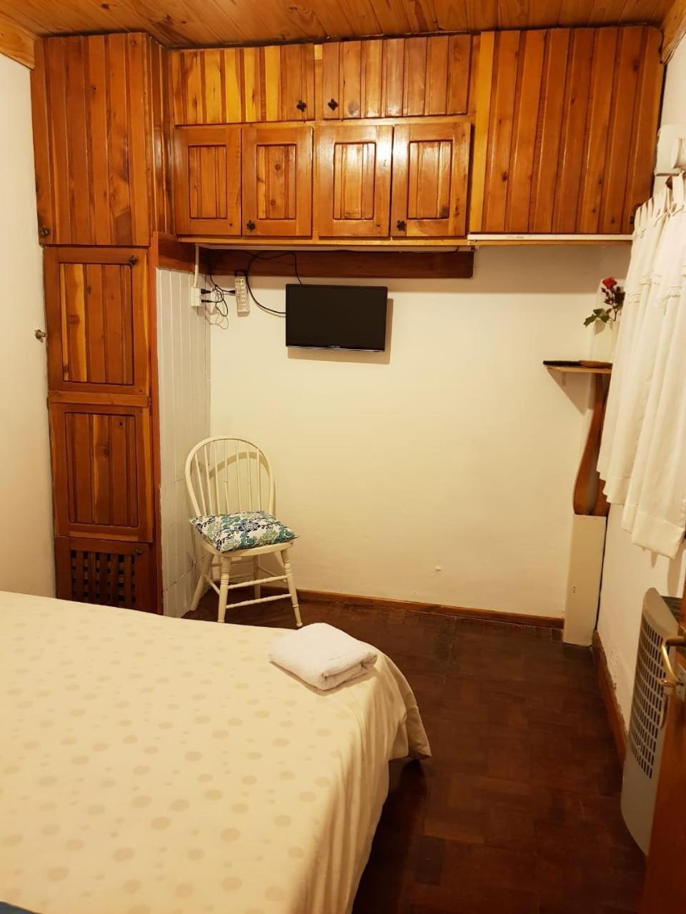 Casa Familiar Zarza Mora Lägenhet San Carlos de Bariloche Exteriör bild